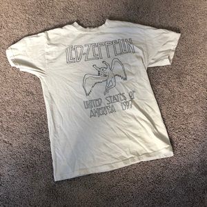 Brandy Melville Led-Zeppelin shirt
